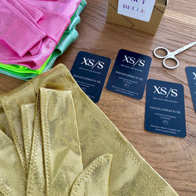 Stoffen en labels voor handgemaakte festival kleding van TOUTESTBELLE