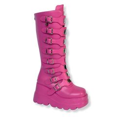Roze custom festival boots met platformzool, met de hand gekleurd door TOUTESTBELLE